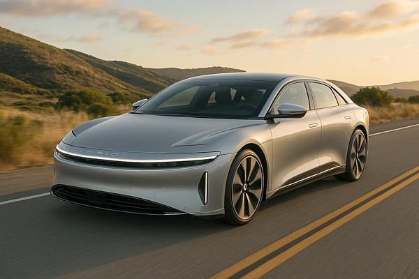 Kā plānot garāku ceļojumu ar elektroauto?