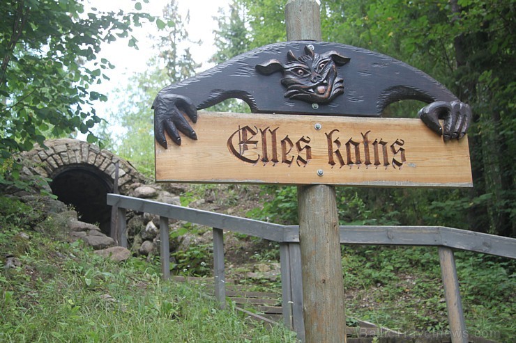 Elles_kalni Elles kalns